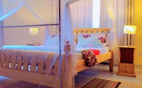 La Feve Beach Bed&breakfast Entebbe