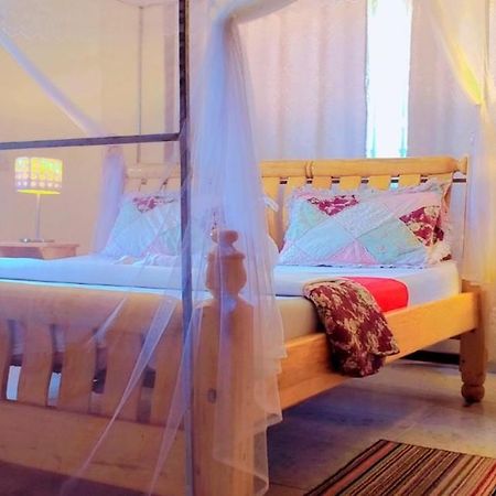 La Feve Beach Bed And Breakfast Entebbe Exterior foto