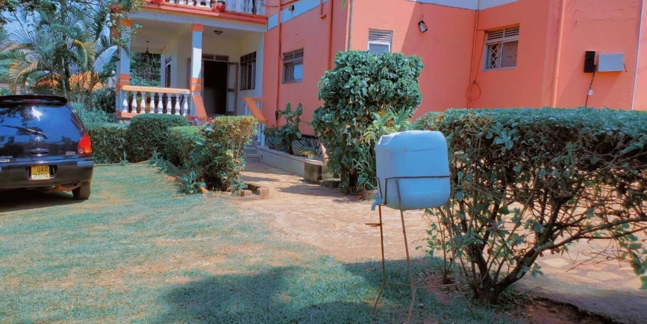 La Feve Beach Bed And Breakfast Entebbe Exterior foto