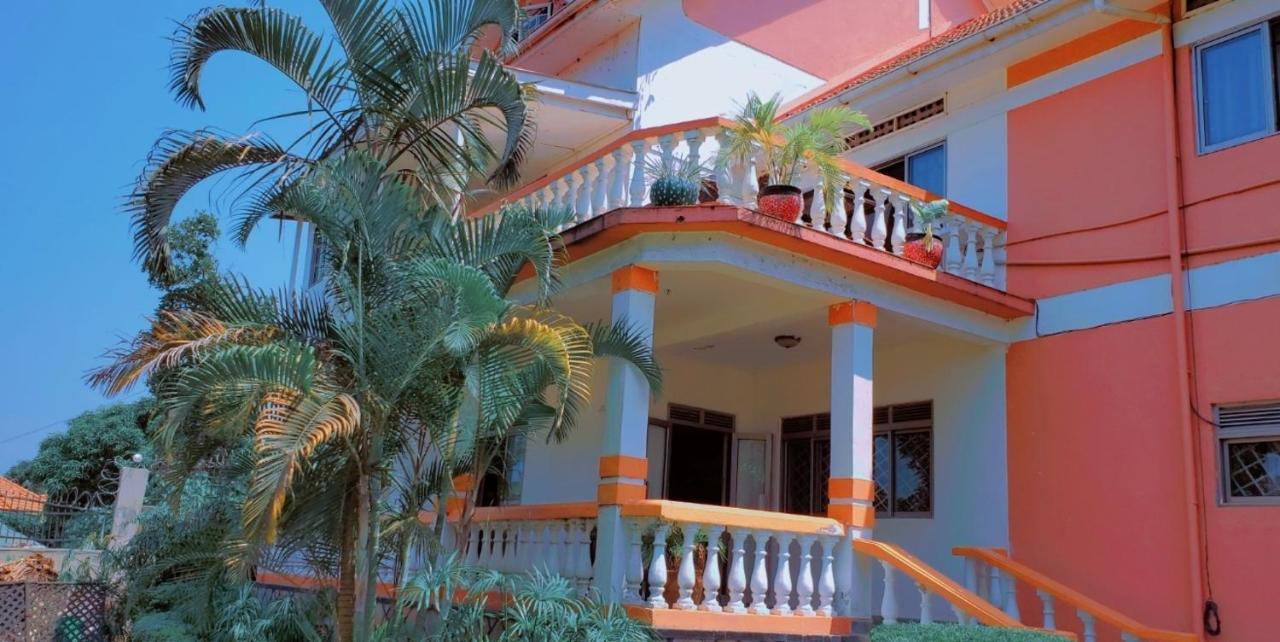 La Feve Beach Bed And Breakfast Entebbe Exterior foto