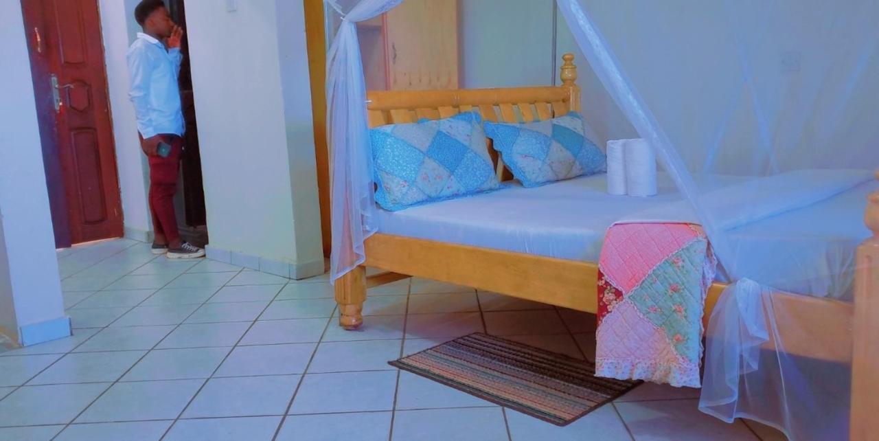 La Feve Beach Bed And Breakfast Entebbe Exterior foto