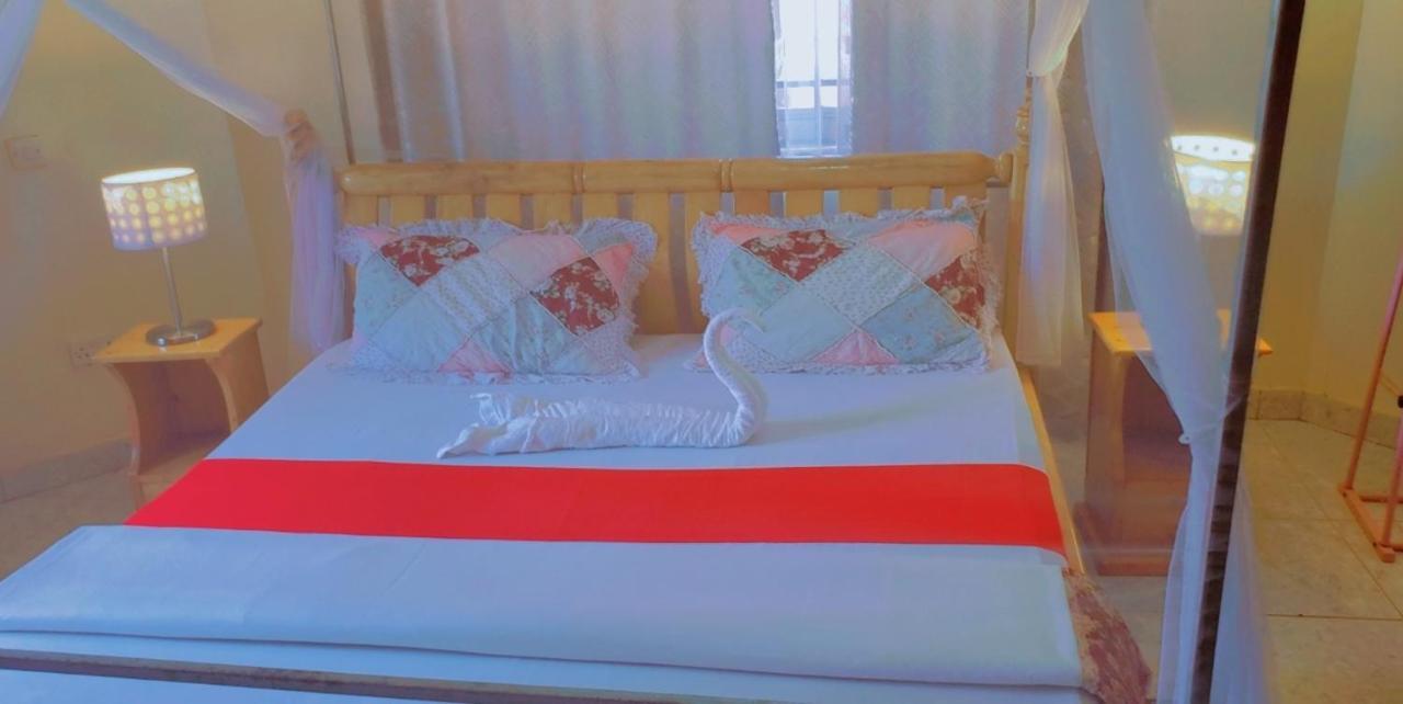 La Feve Beach Bed And Breakfast Entebbe Exterior foto